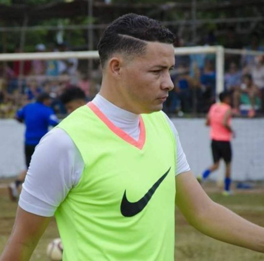 Un goleador y dos entrenadores se suman legión hondureña en Centroamérica