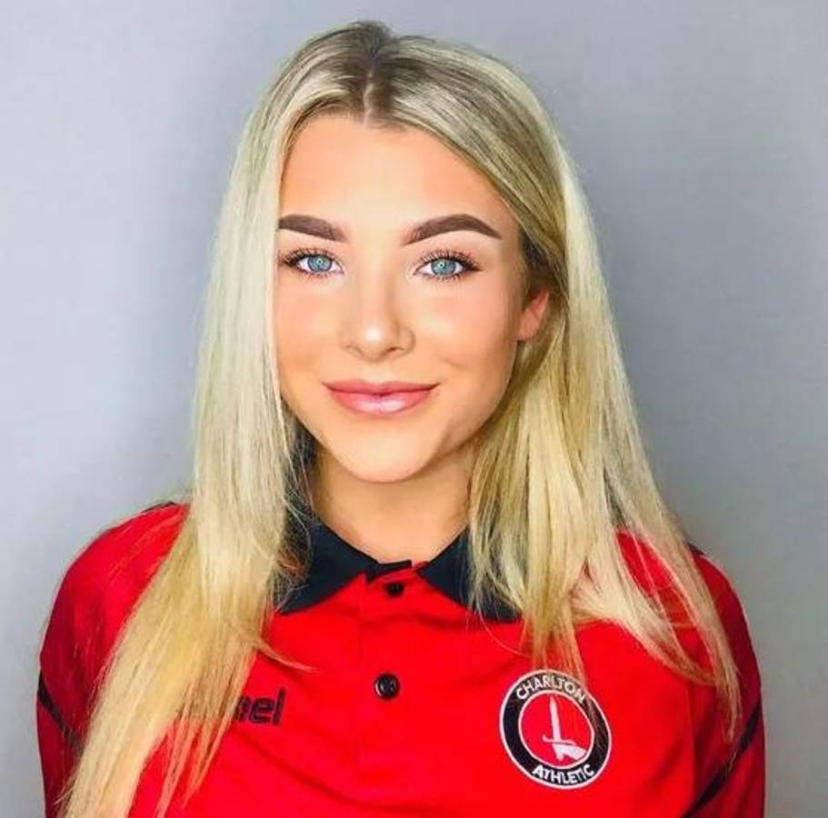 La echaron de su club por un video, se hizo millonaria en OnlyFans y regresa al fútbol después de seis años