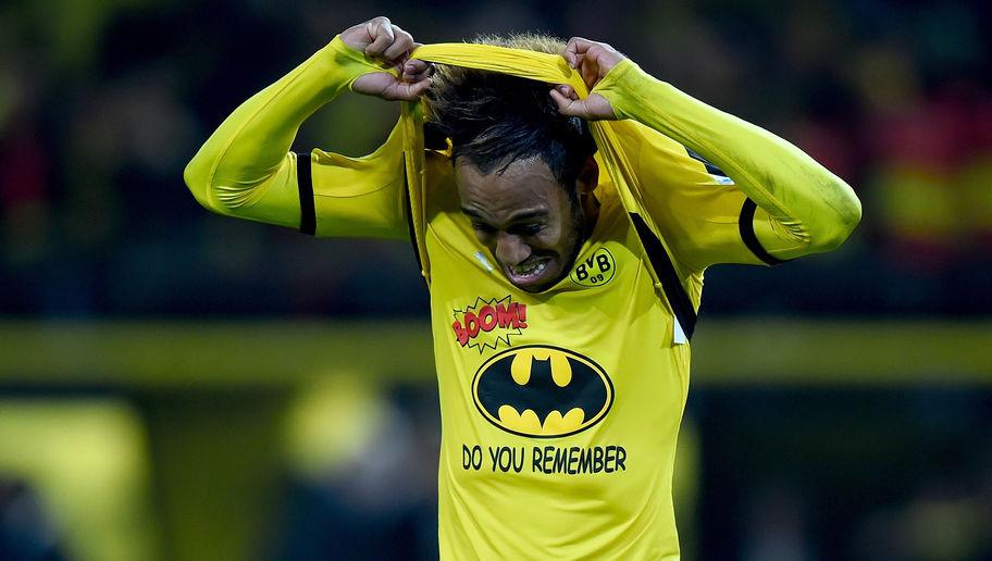 Desde Messi hasta Alberth Elis: Las espectaculares celebraciones de futbolistas imitando a Súper Héroes