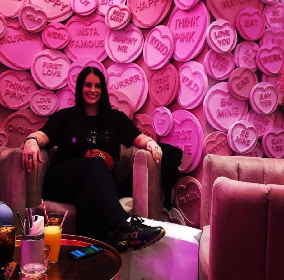 Así es Alysha Behague, la desconocida novia de Aubameyang que lleva un costoso estilo de vida