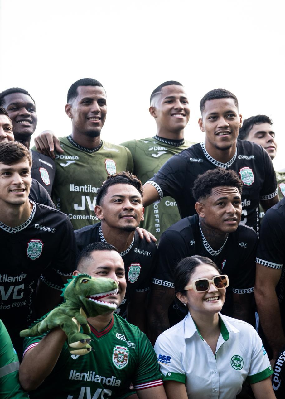 ¿Lo arriesgará Lavallén? Samudio es la duda y plantilla de Marathón recibió visita especial previo a la final ante Olimpia