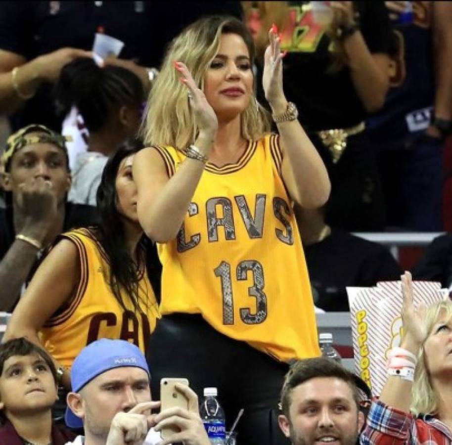 Las Kardashians, las sexis aficionadas que le van a Cavaliers en final de NBA