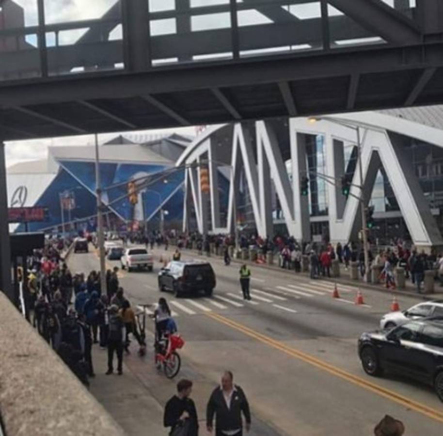 Ambientazo: Las hermosas porristas, grandes cantidades de aguacate y el equipo que eligió Trump para el Super Bowl