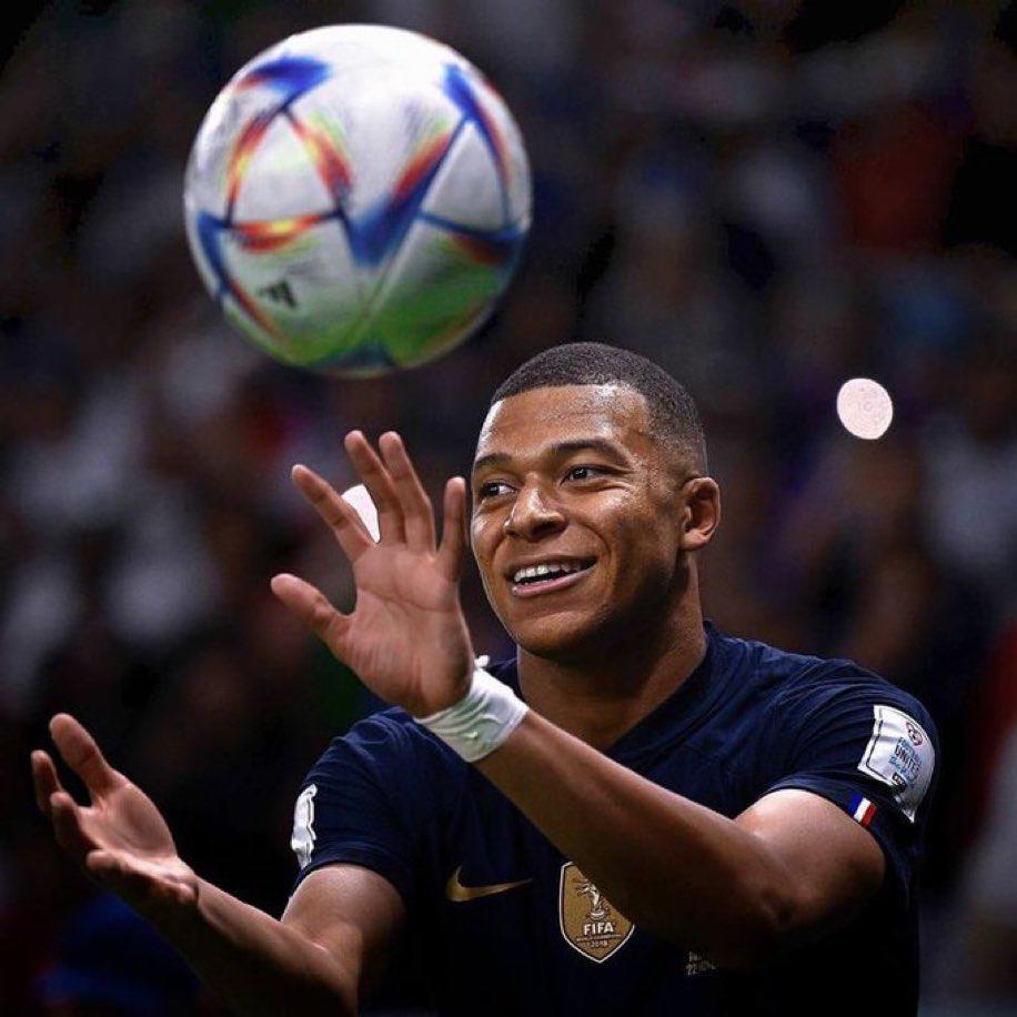 El monumental contrato que ofrecen a Mbappé en Arabia Saudita: impactante salario y la cláusula Real Madrid