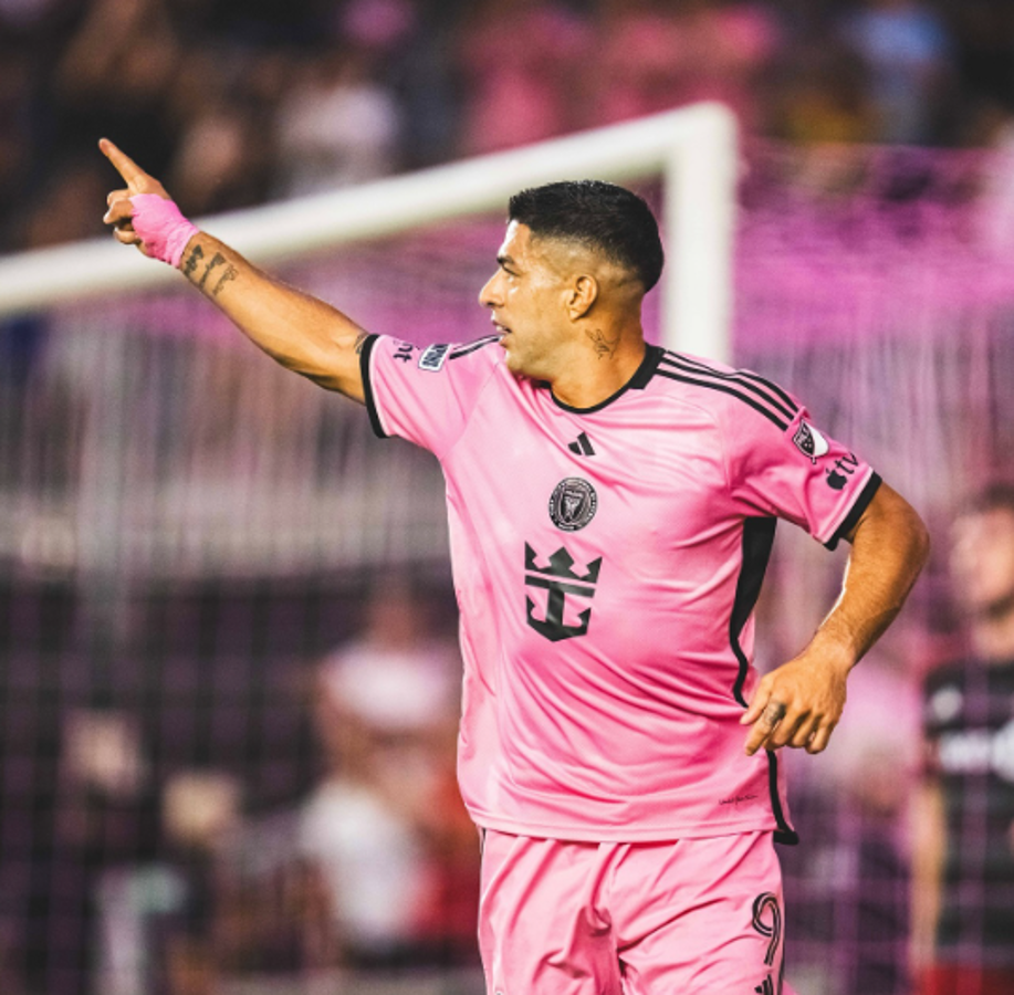 Filtraron la reunión: Luis Suárez quería seguir en Uruguay y la devastadora respuesta de Bielsa