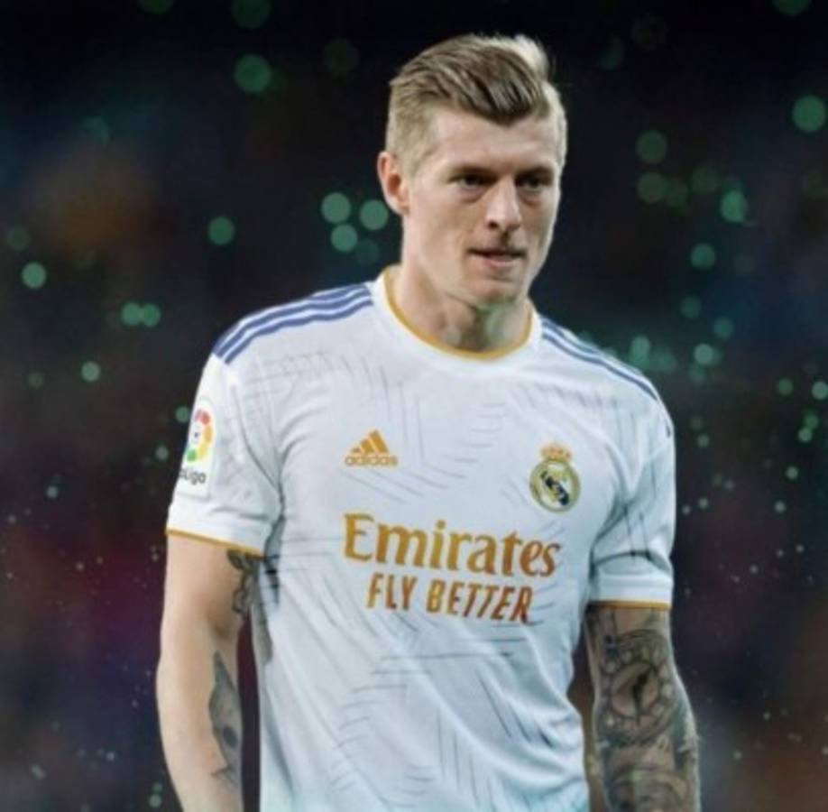 Ya la venden en Australia: Así es la nueva camisa del Real Madrid para la próxima temporada