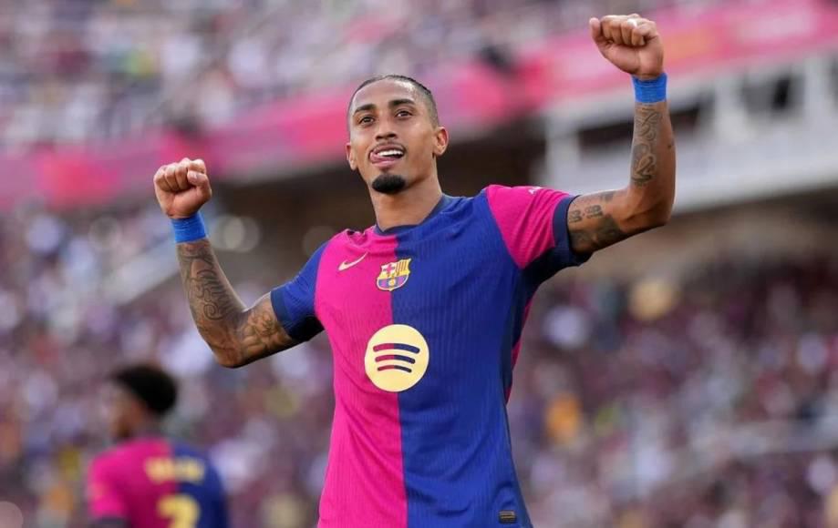 “Tú eres feo hasta con dinero”: el motivo por el que se burlan de Raphinha por polémica foto con su mujer y explota