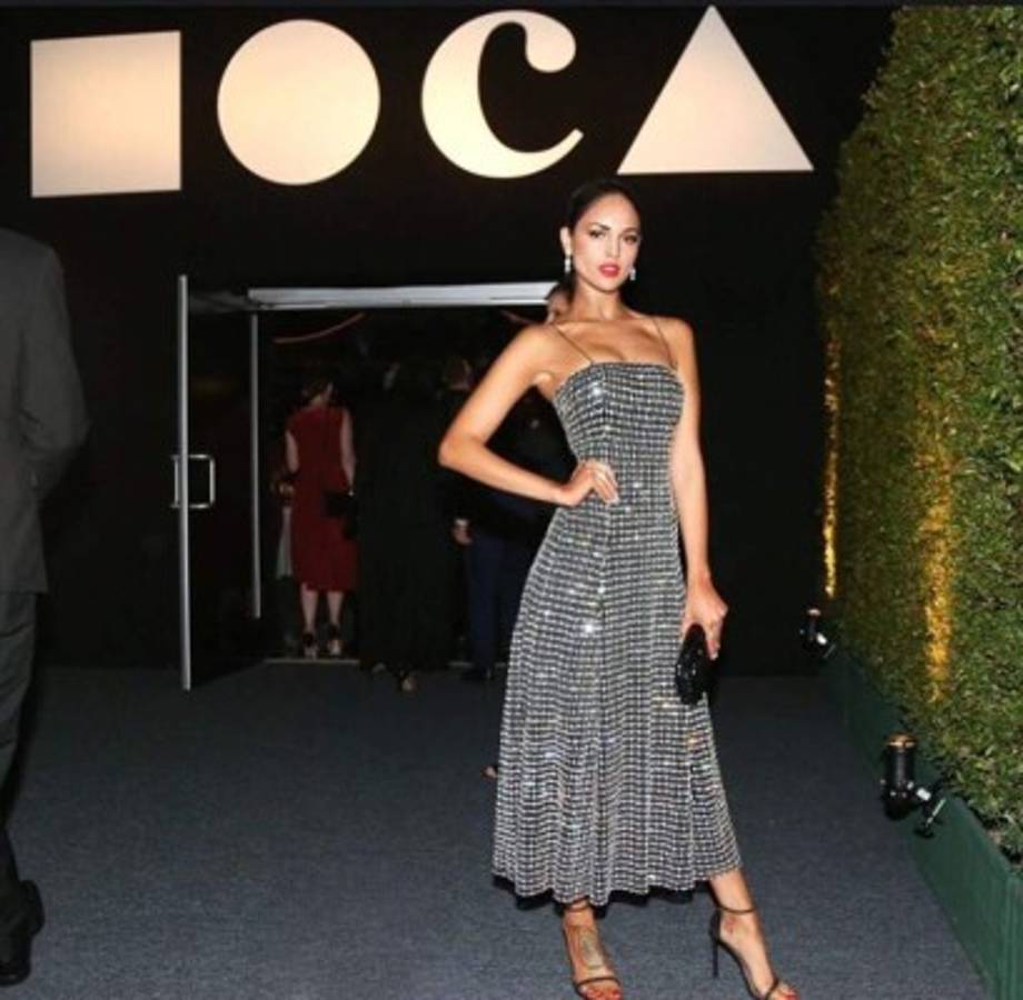 Captan a Cristiano Ronaldo con famosa actriz mexicana en Ibiza