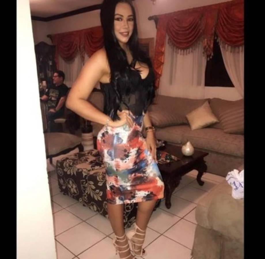 Ella es Andrea Ortiz, la bella sampedrana aficionada del Marathón