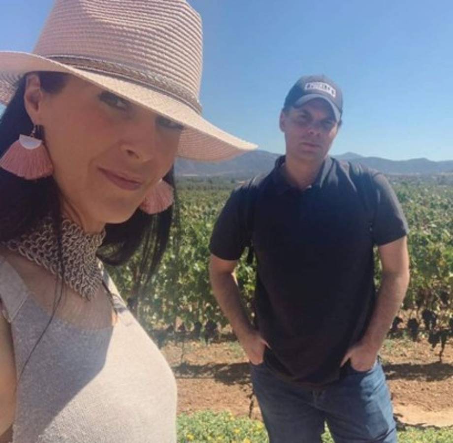 Siendo tímido y por correos: La increíble historia de amor de Christian Martinoli y su esposa francesa  