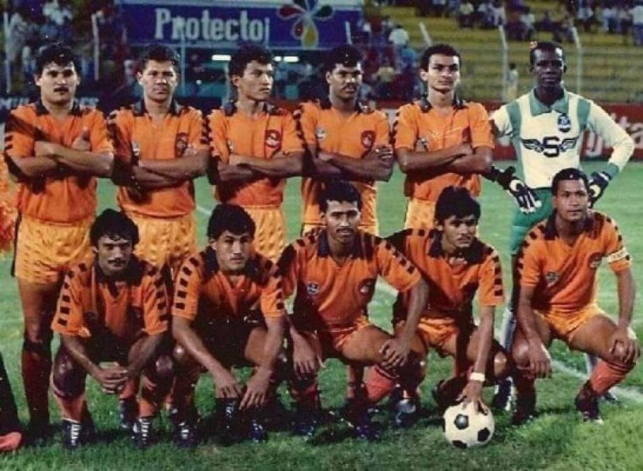 ¡Retro! Así eran los looks, alineaciones y uniformes de clubes hondureños en los 70, 80 y 90