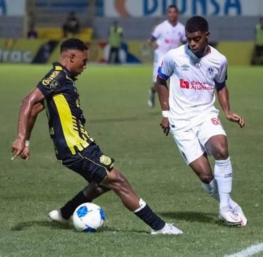 ¡Los lujos de Pedro Troglio! El otro equipazo del Olimpia que no tuvo participación en la conquista del tetracampeonato