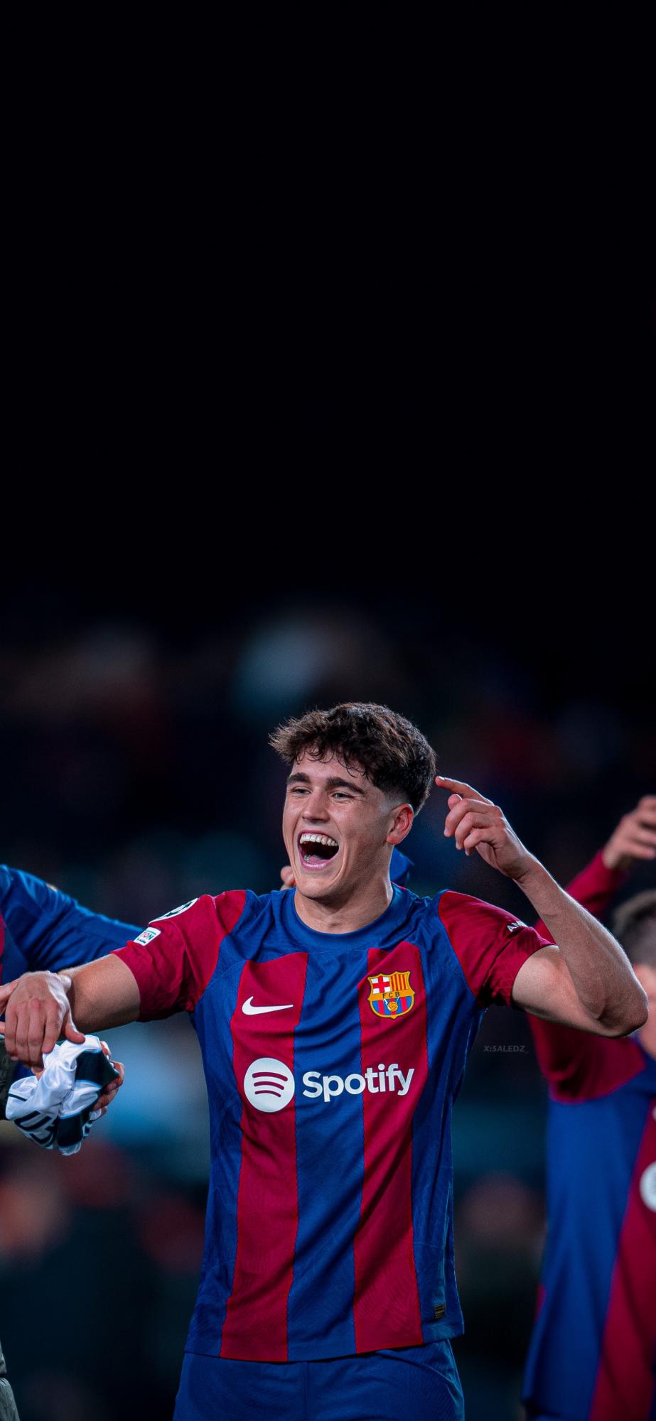 Lo comparan con leyenda mexicana ¿Quién es Pau Cubarísi, la nueva joya de Barcelona que rompió récord de jugador de Real Madrid?