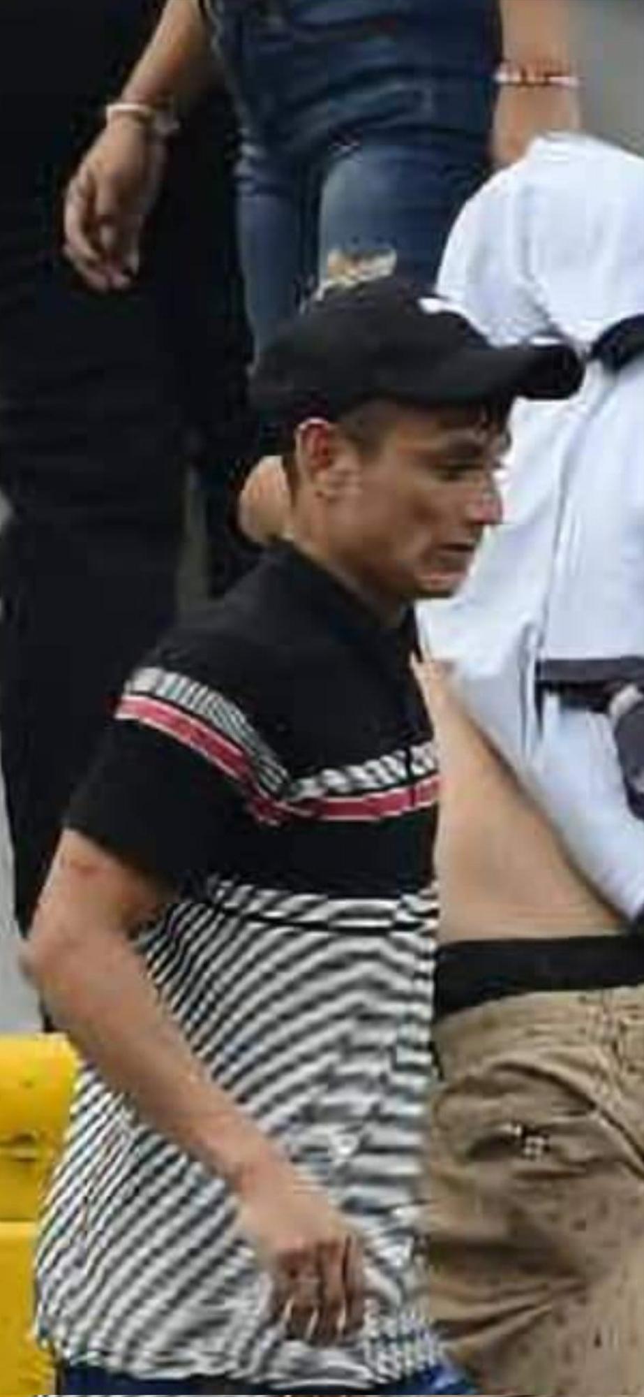 Lo identifican: Cámaras del 911 le hicieron persecución al sujeto que agredió a la mujer policía en el Real España - Motagua