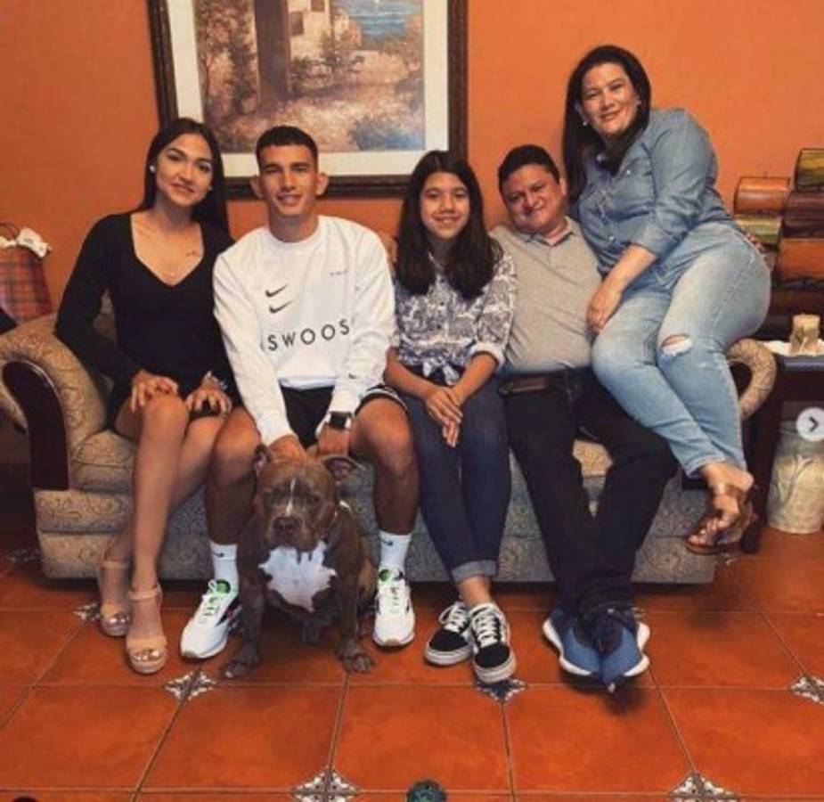 Navidad en familia, alegría y bromas: así festejaron la Nochebuena los futbolistas hondureños