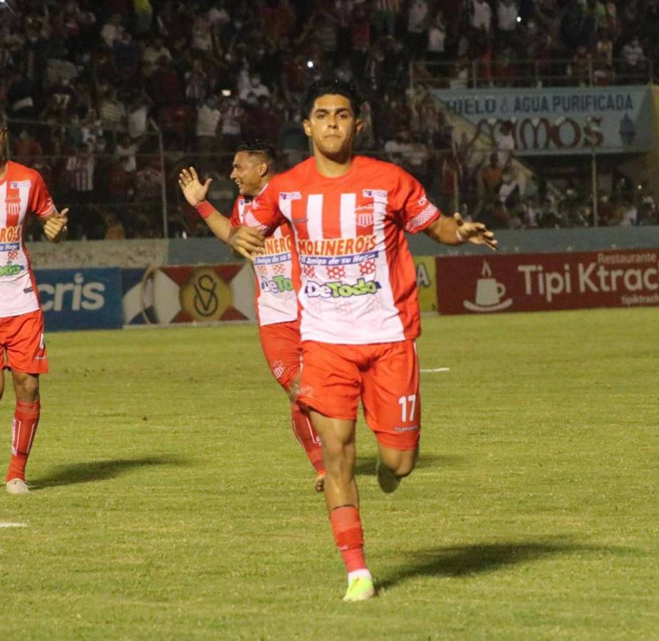 Poderío ofensivo y velocidad: el 11 del Vida para hacer historia ante Olimpia y el sustituto de Sergio Peña