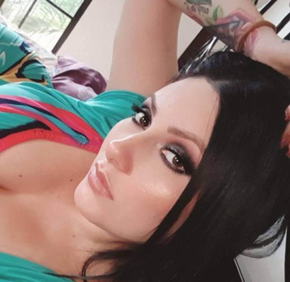 FOTOS: La picante promesa de Ariana Herchi si Marathón se corona campeón