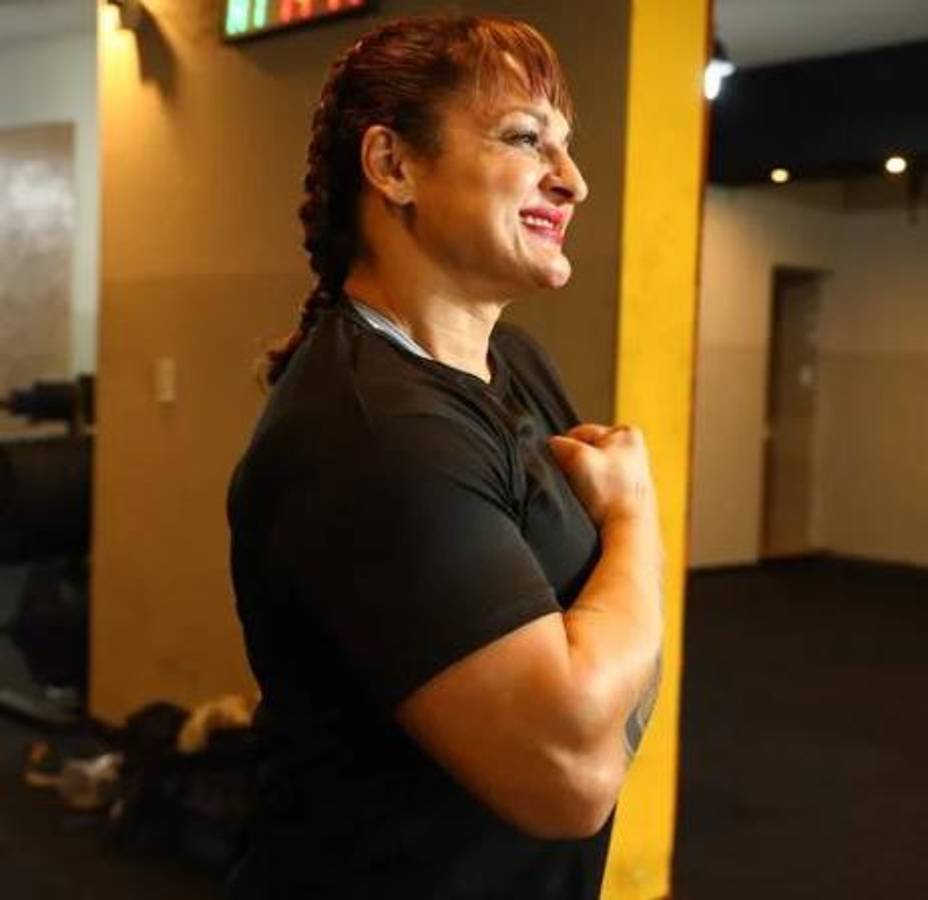 Conmoción en Argentina: murió 'Locomotora' Oliveras a los 47 años, ícono del boxeo y campeona mundial