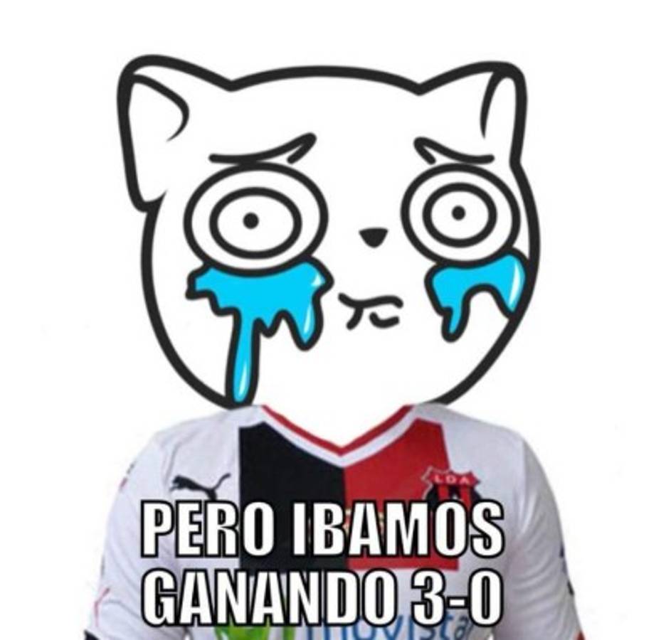 ¡Memes para morir de risa! Jonathan McDonald fue héroe y villano del clásico tico