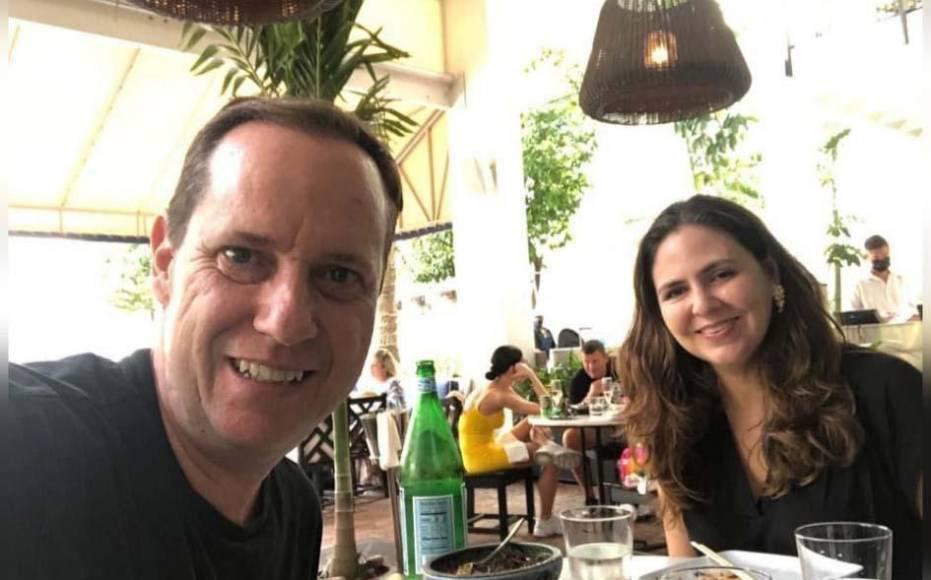 El motivo por el que Paco Villa se casó con su hermanastra: la curiosa historia de amor del relator que murió de cáncer