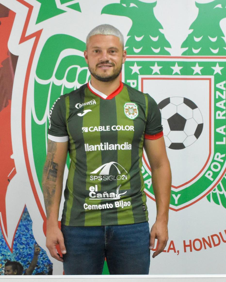 Mercado: Marathón y Victoria con fichajes, bajas en UPNFM y el futuro de Diego Vázquez y jugadores de Motagua