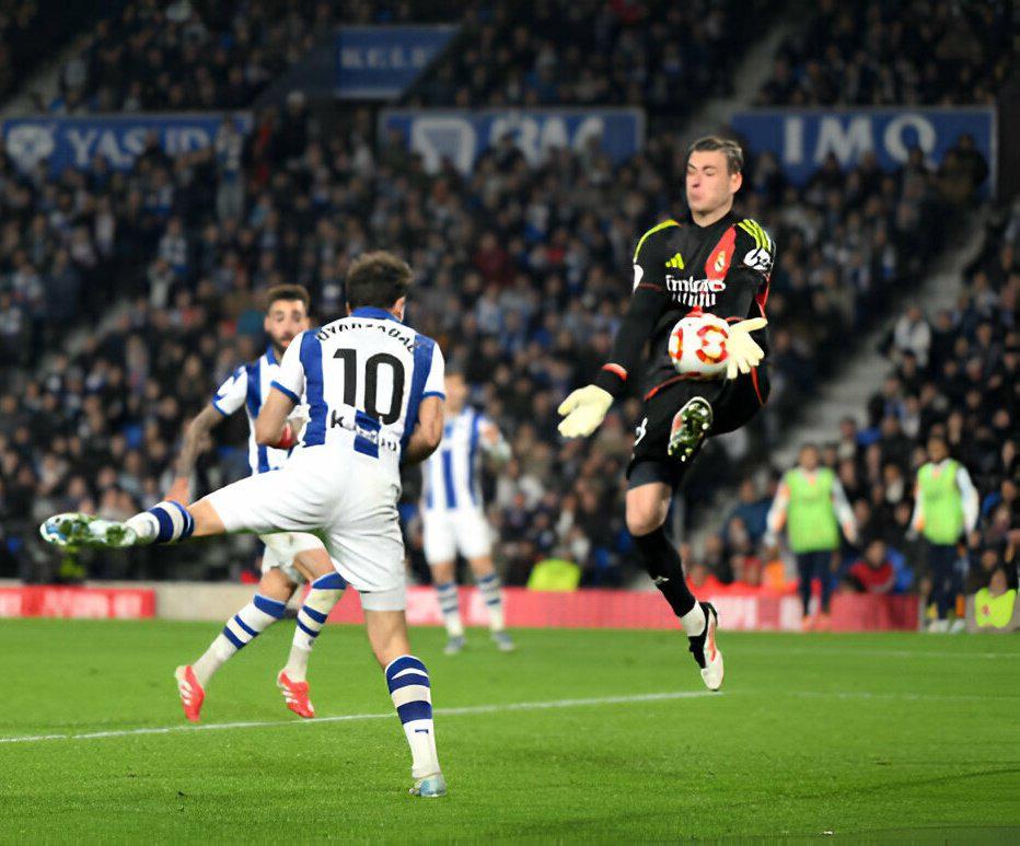 Endrick MVP, gritos racistas a Asencio, Vinicius incomodo en el partido y jugador de Real Madrid enciende las alarmas