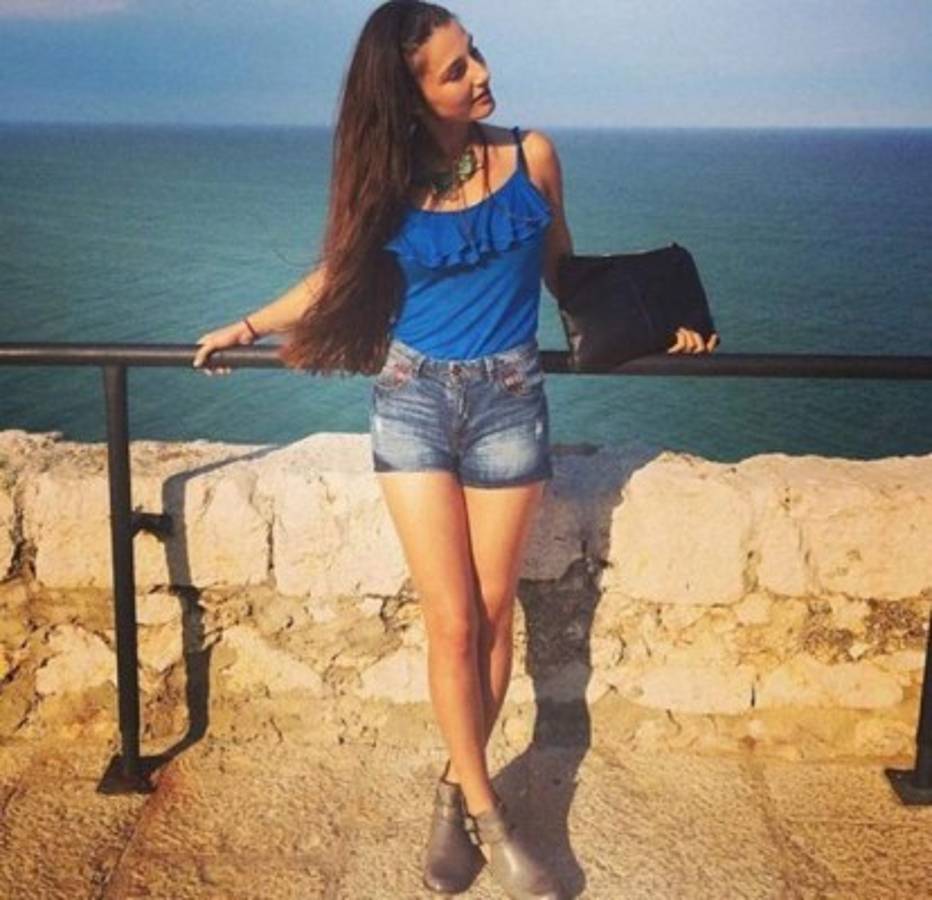 La bella Adriana Pozueco, novia de Theo Hernández, disfruta de Abu Dhabi