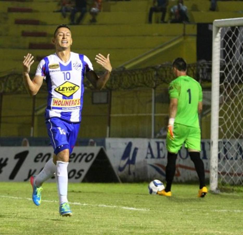 La larga lista de jugadores que ha prestado Olimpia en los últimos torneos