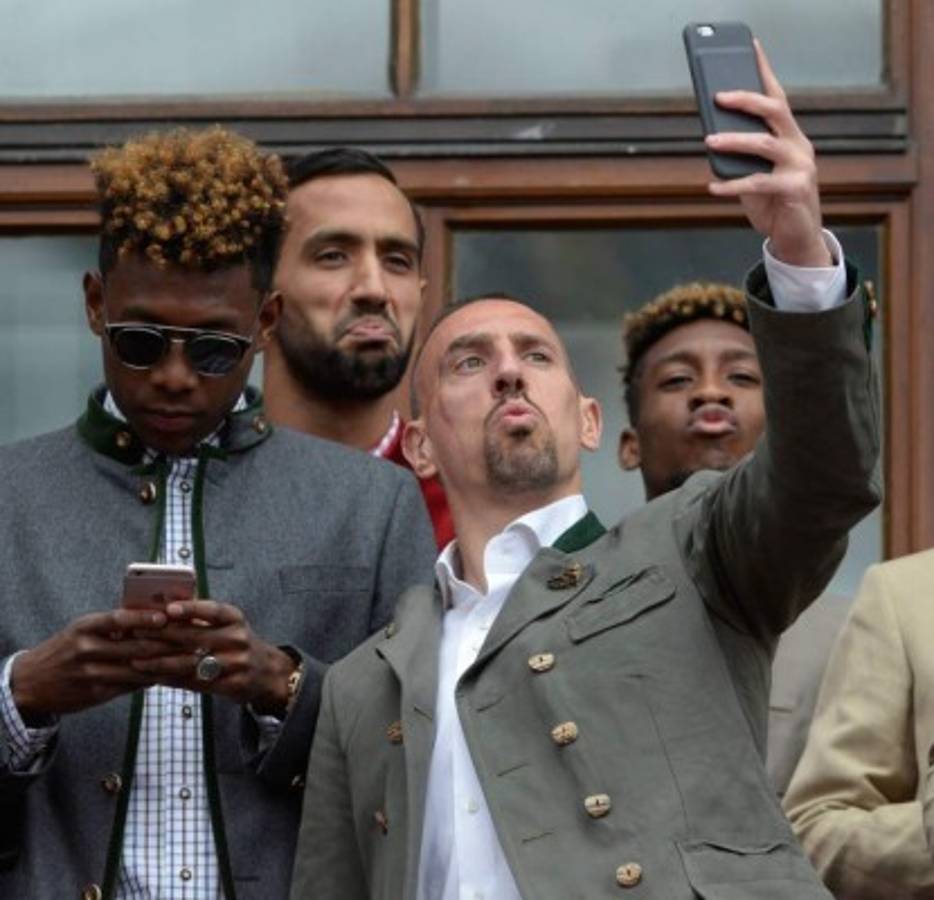 La espectacular celebración del Bayern Munich con su gente en la ciudad