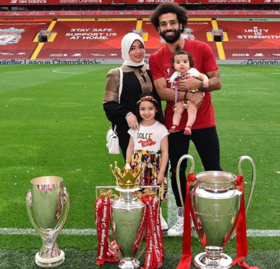 ¡La mujer de toda su vida! Así es la ‘desconocida’ y devota esposa de Salah; a qué se dedica y cómo se conocieron