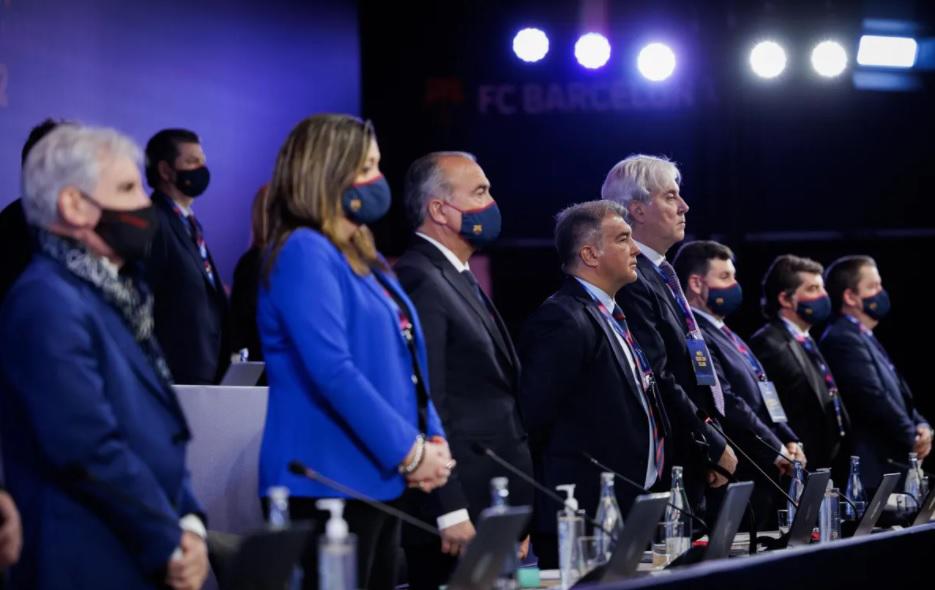 El Barcelona desvela cómo lucirá el nuevo Camp Nou tras el acuerdo con Spotify; y presenta también su camiseta