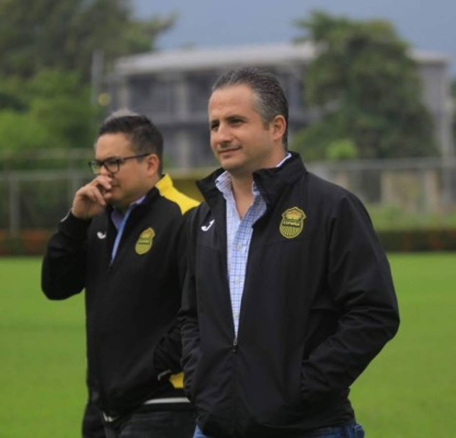 MERCADO: Real España busca defensor, Marathón y Juticalpa fichan delanteros