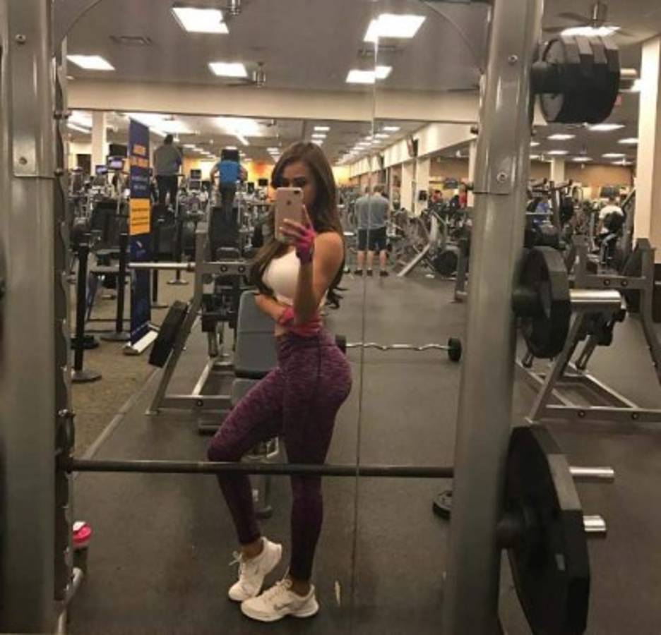 ¡Yanet García y Jimena Sánchez calentaron la gran final del fútbol mexicano!