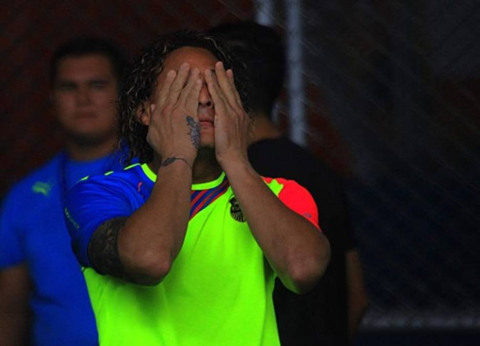 Kevin Hernández queda fuera de Real España