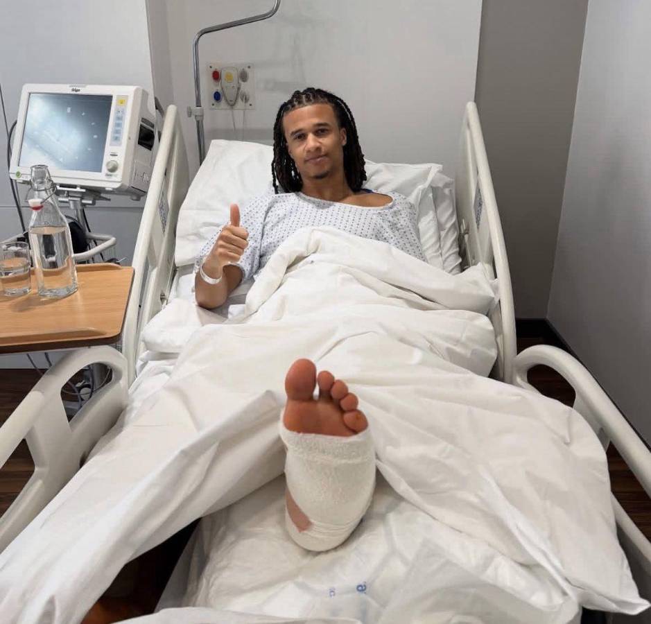 Manchester City en pedazos y Pep Guardiola pide un fichaje: lo llamó y llegaría por 35 millones de euros