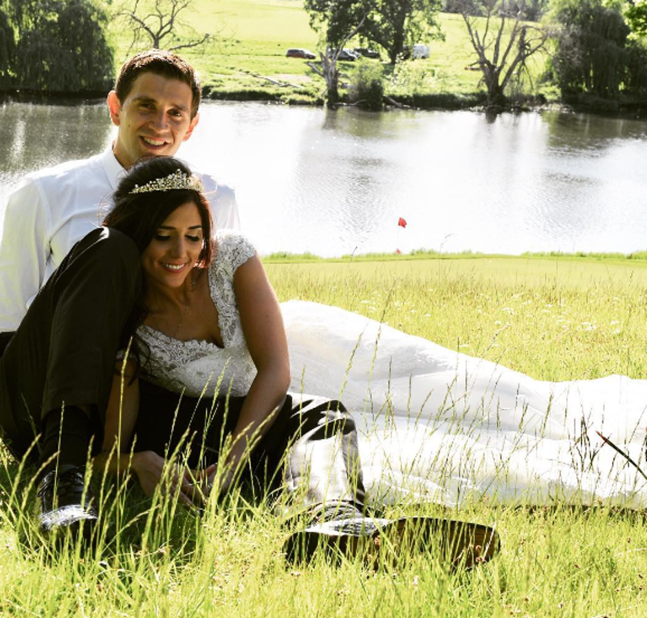 Dibu Martínez conoció a su esposa portuguesa en una parada de colectivos: “La veía pasar y un día la encaró”