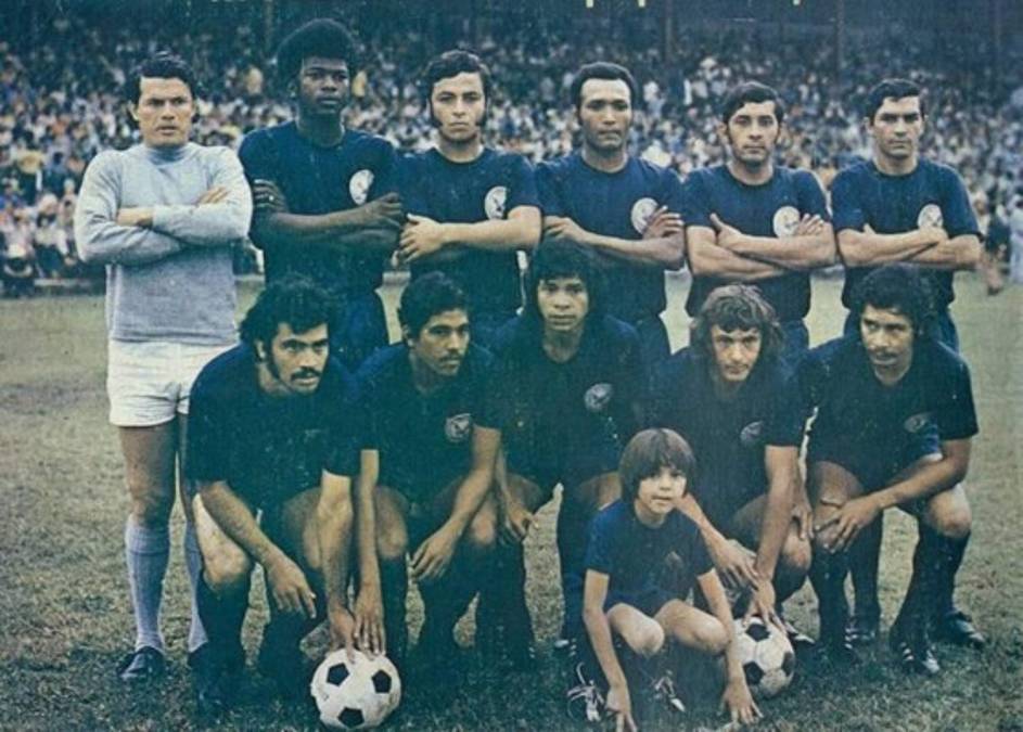 ¡Retro! Así eran los looks, alineaciones y uniformes de clubes hondureños en los 70, 80 y 90