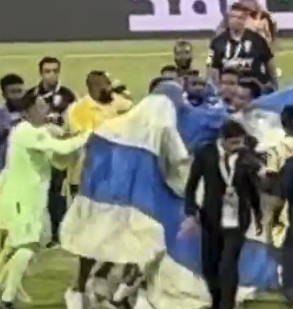 Quiso humillar a Cristiano y terminó mal; la bronca que armó Talisca y así festejó Ronaldo su primer título con Al Nassr