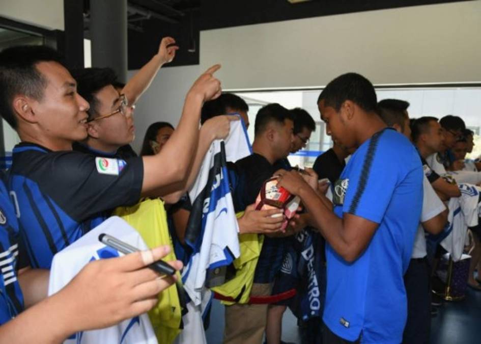 Rigoberto Rivas se encuentra hondureños durante pretemporada en China