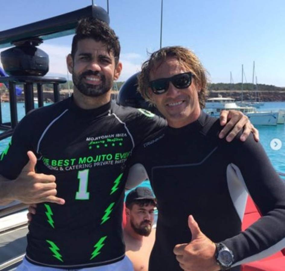 ¿Quién es? El famoso bartender que sirve a Cristiano Ronaldo, Messi y otros cracks