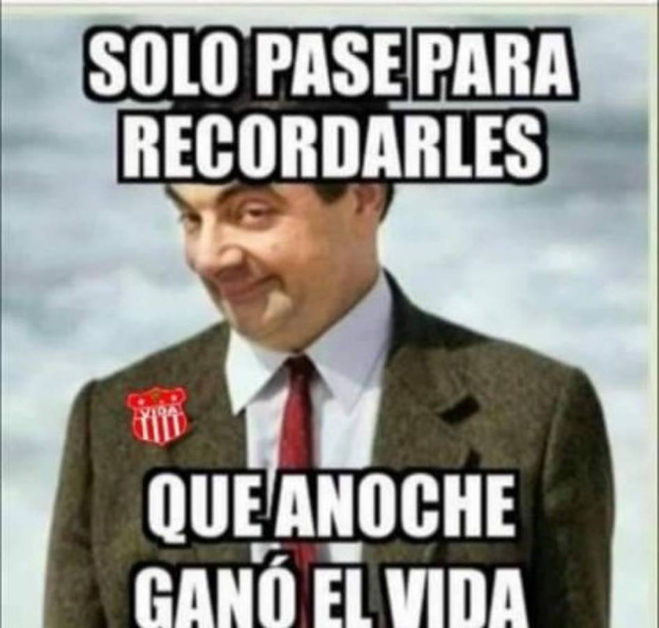 El super dato MisterChip con los Cocoteros en la cima: Los imperdibles memes del liderato del Vida