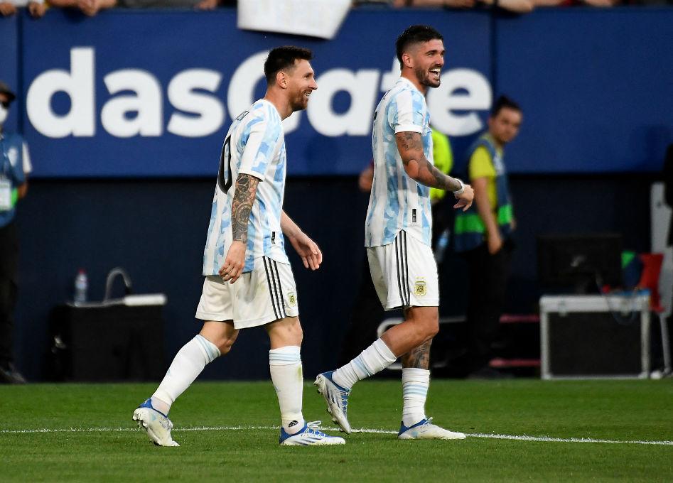 Las imágenes de la presentación estelar de Messi en el Argentina-Estonia: Su récord de cinco goles y alegría total