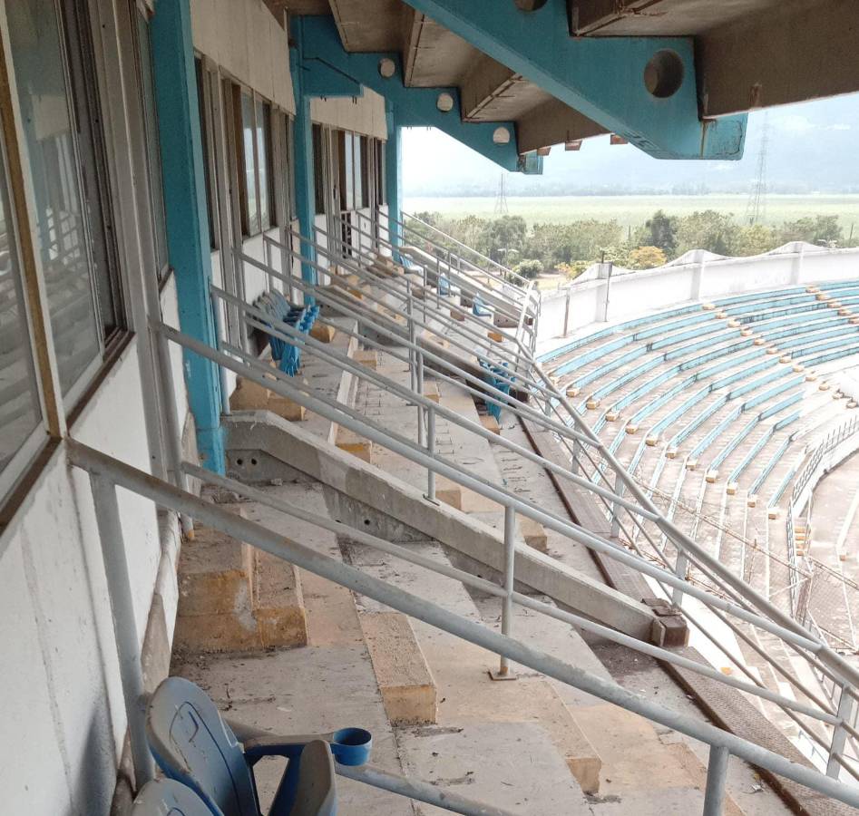 Estadio Olímpico, abandonado, destruido y desvalijado: ¡Condepor denuncia las deplorables condiciones de la instalación!