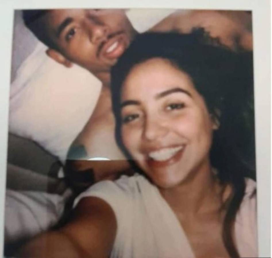 Encuentran fotos íntimas de Diego Costa y Gabriel Jesús con la misma mujer en una biblia