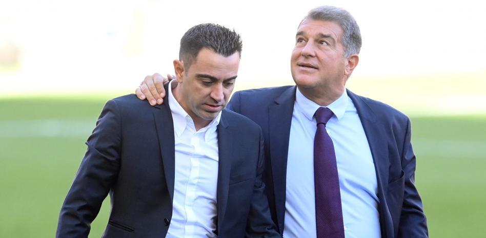 La decisión con Xavi, los grandes señalados y el doloroso gesto de Messi tras la debacle de Barcelona en Champions