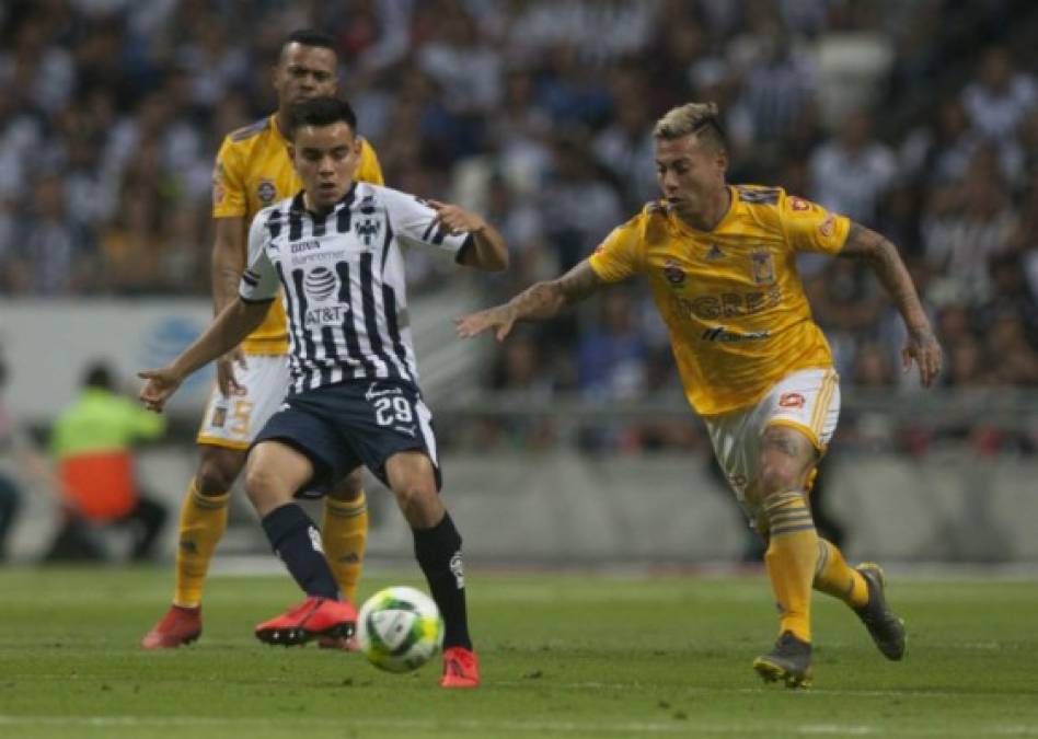 Tigres rescata el empate ante Monterrey y mantiene el liderato en la Liga de México