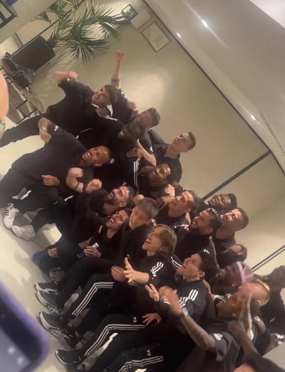 Mesurado festejo de Real Madrid, el motivo de la frustración de Xavi y el mensaje del Barcelona al campeón