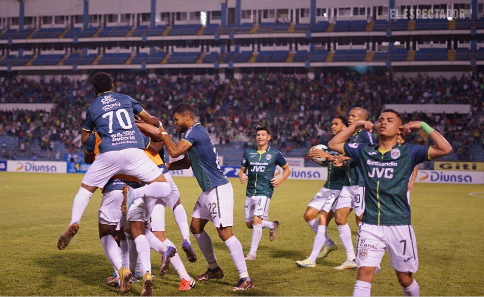 FICHAJES: Anunció su retiro pero seguirá en Liga Nacional, lo que Motagua ofrece a Auzmendi y Marathón quiere dos legionarios