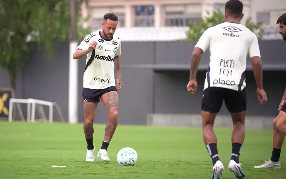 El reprochable motivo por el que Neymar le dio una cachetada al hijo de Robinho y la decisión del Santos antes del Mundial