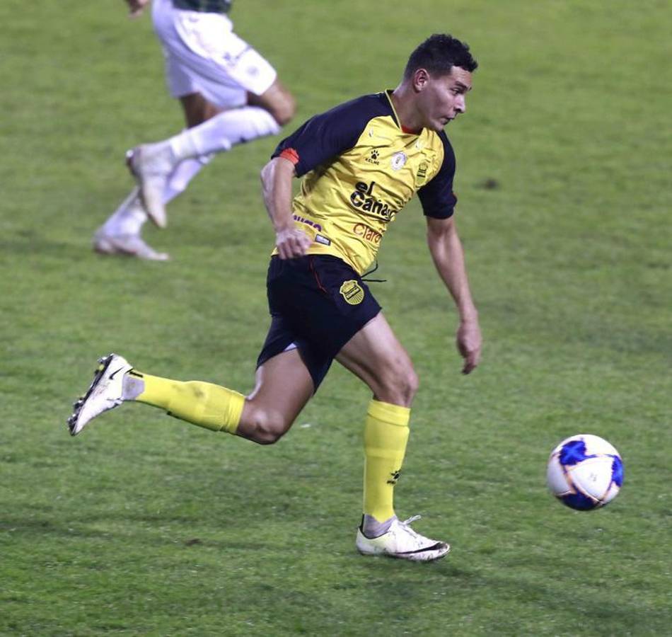 ¡Con toda su artillería! Héctor Vargas quiere mantener su racha triunfal y así sería su 11 titular ante el Olimpia